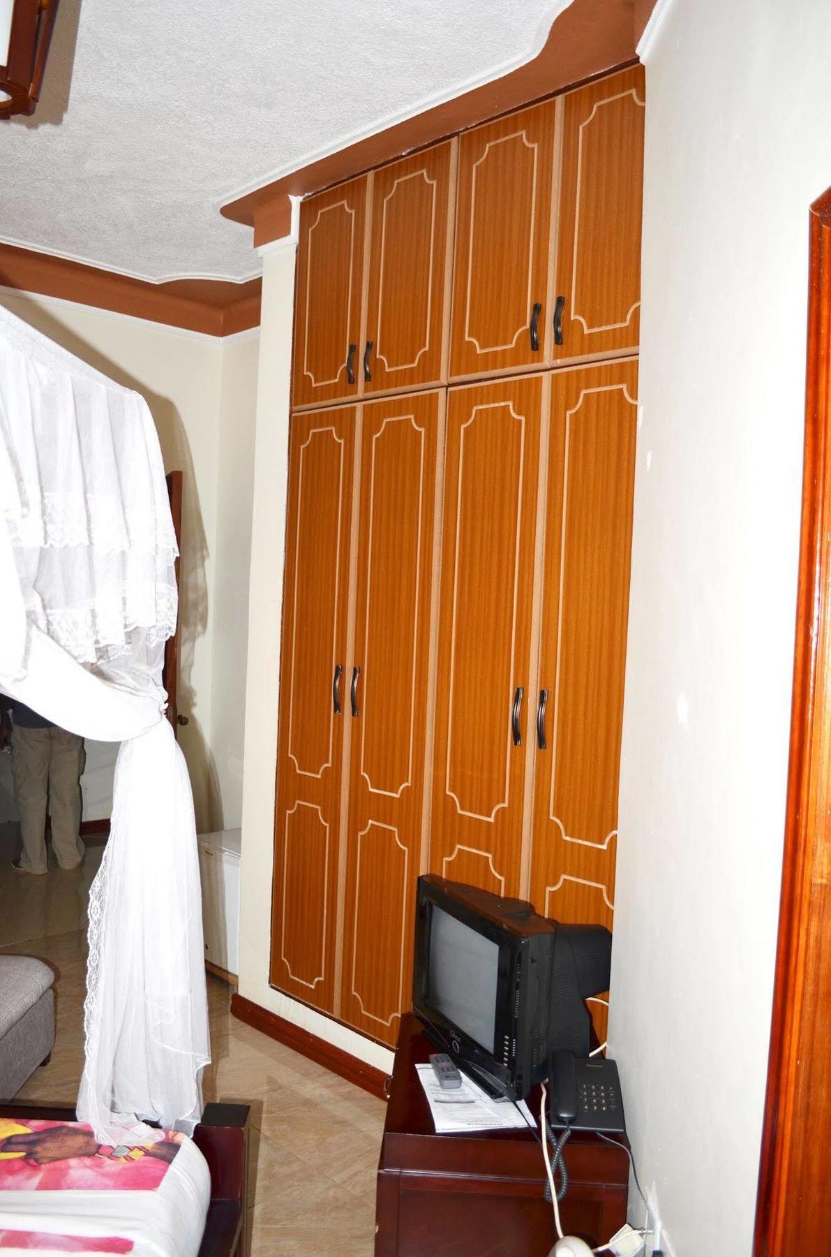 Great Wolf Hotel Entebbe Eksteriør bilde